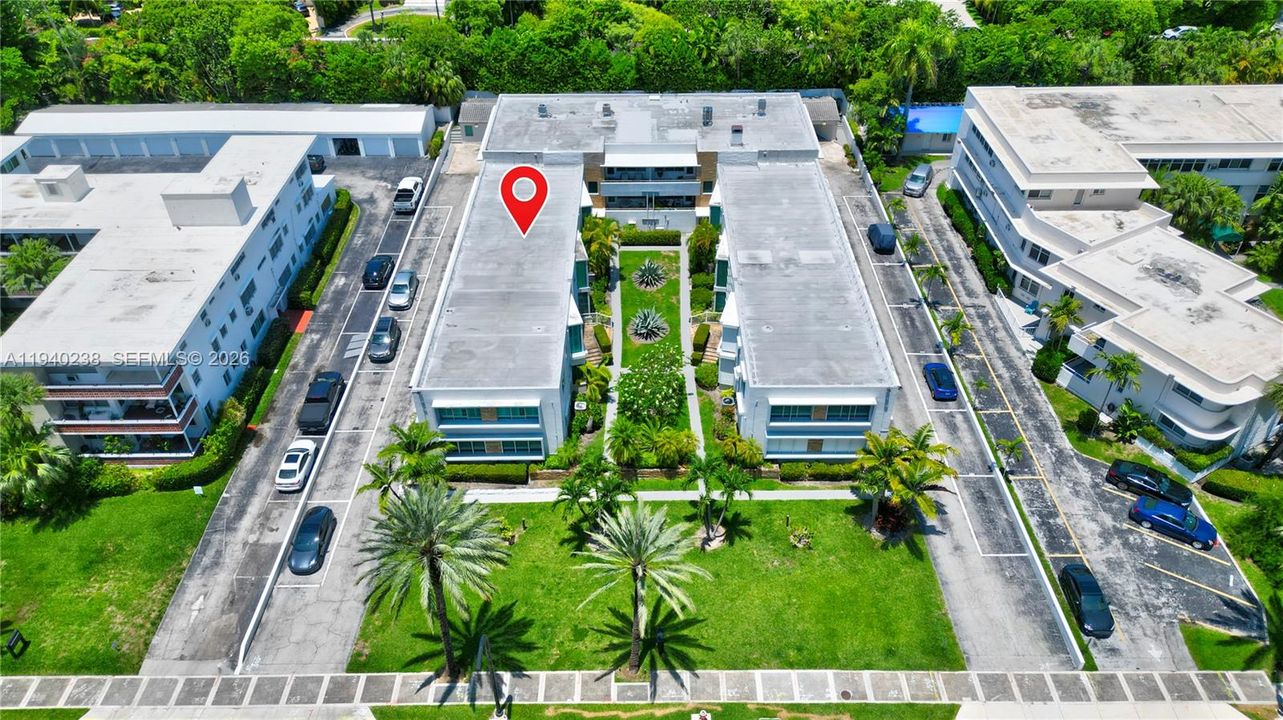 出租: $2,150 (1 贝兹, 2 浴室, 745 平方英尺)