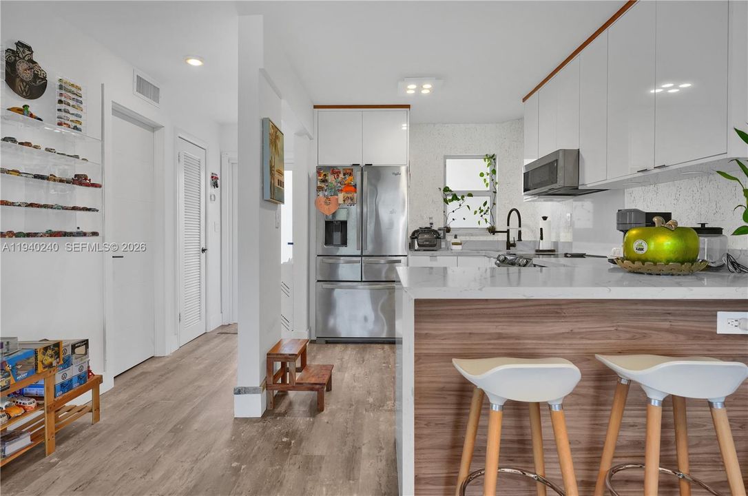 出租: $2,500 (1 贝兹, 1 浴室, 800 平方英尺)