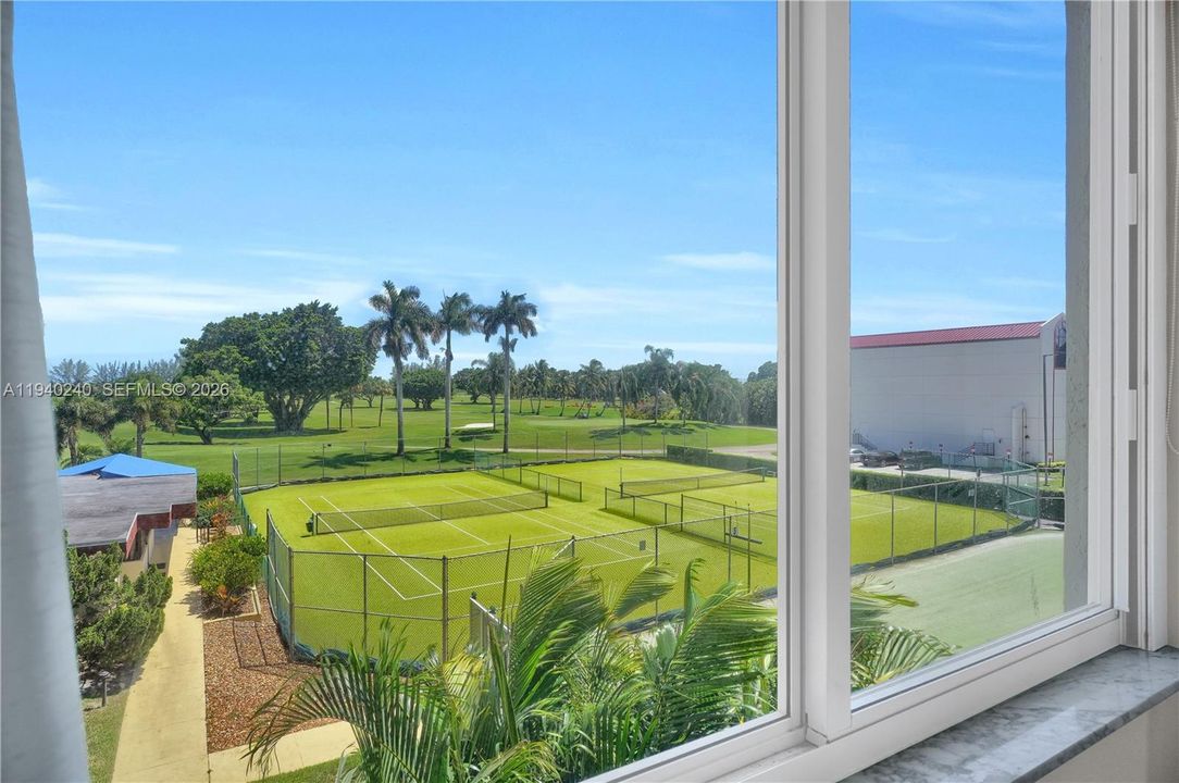 出租: $2,500 (1 贝兹, 1 浴室, 800 平方英尺)