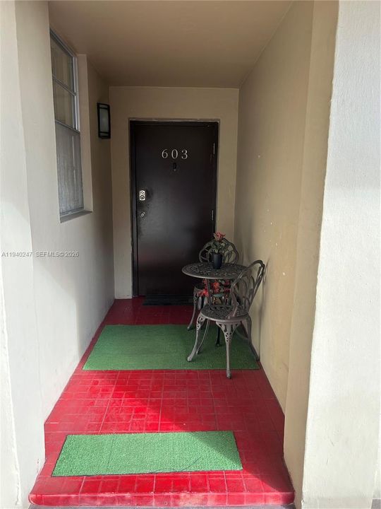 En Venta: $180,000 (1 camas, 1 baños, 934 Pies cuadrados)