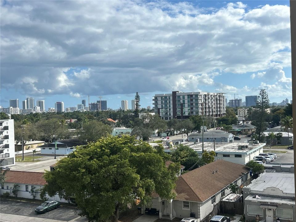 En Venta: $180,000 (1 camas, 1 baños, 934 Pies cuadrados)