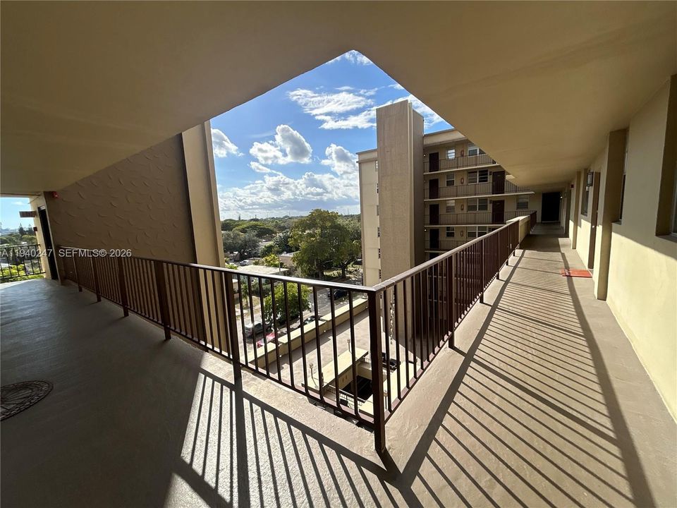 En Venta: $180,000 (1 camas, 1 baños, 934 Pies cuadrados)