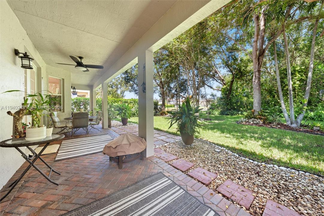 For Sale: $1,145,000 (5 beds, 4 baths, 3144 Square Feet)