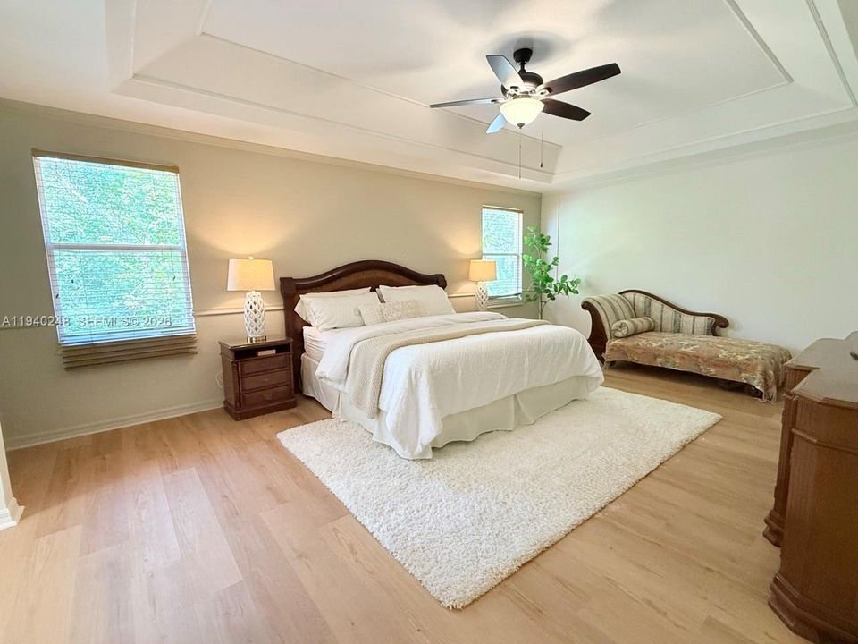 For Sale: $1,145,000 (5 beds, 4 baths, 3144 Square Feet)