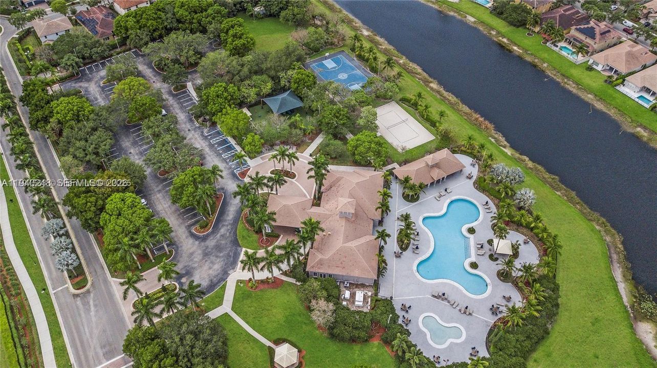 For Sale: $1,145,000 (5 beds, 4 baths, 3144 Square Feet)