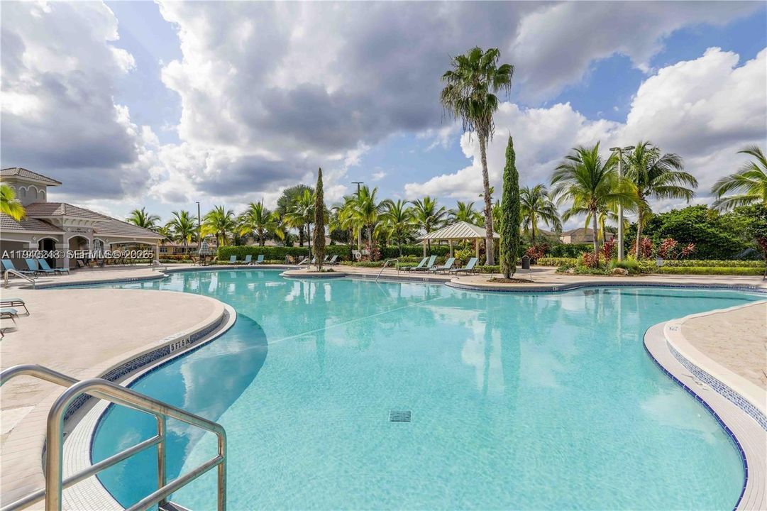 For Sale: $1,145,000 (5 beds, 4 baths, 3144 Square Feet)