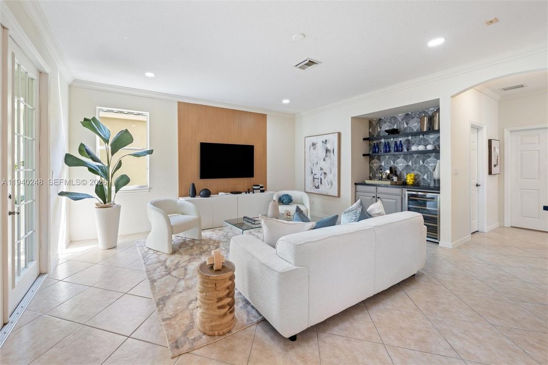 For Sale: $1,145,000 (5 beds, 4 baths, 3144 Square Feet)