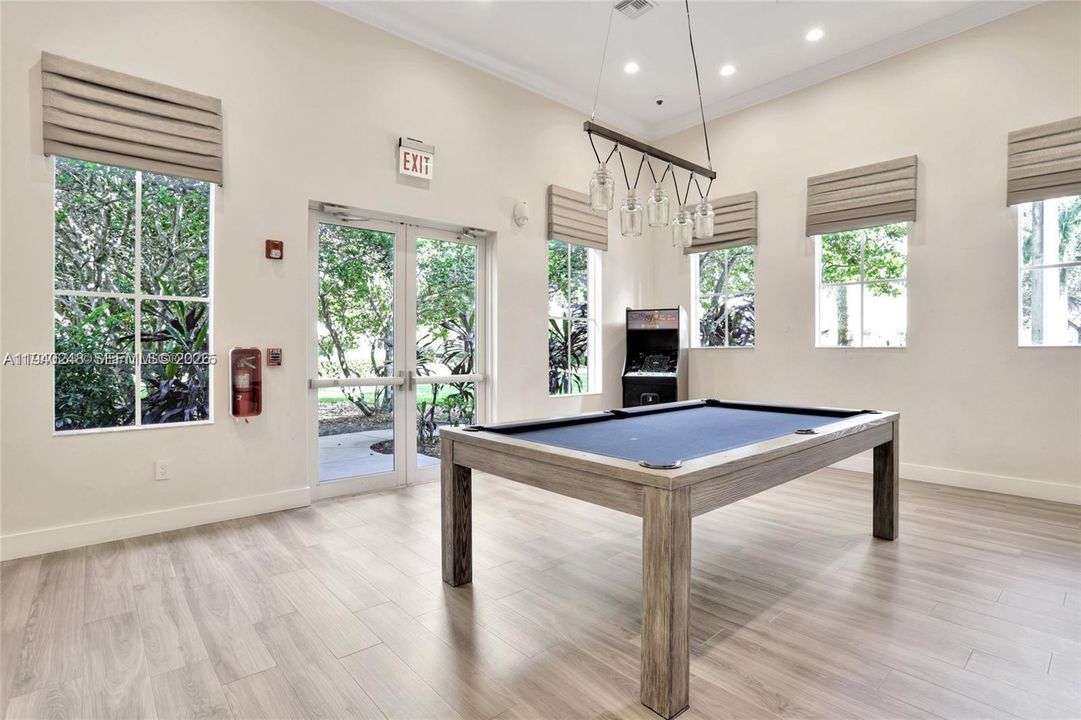 For Sale: $1,145,000 (5 beds, 4 baths, 3144 Square Feet)