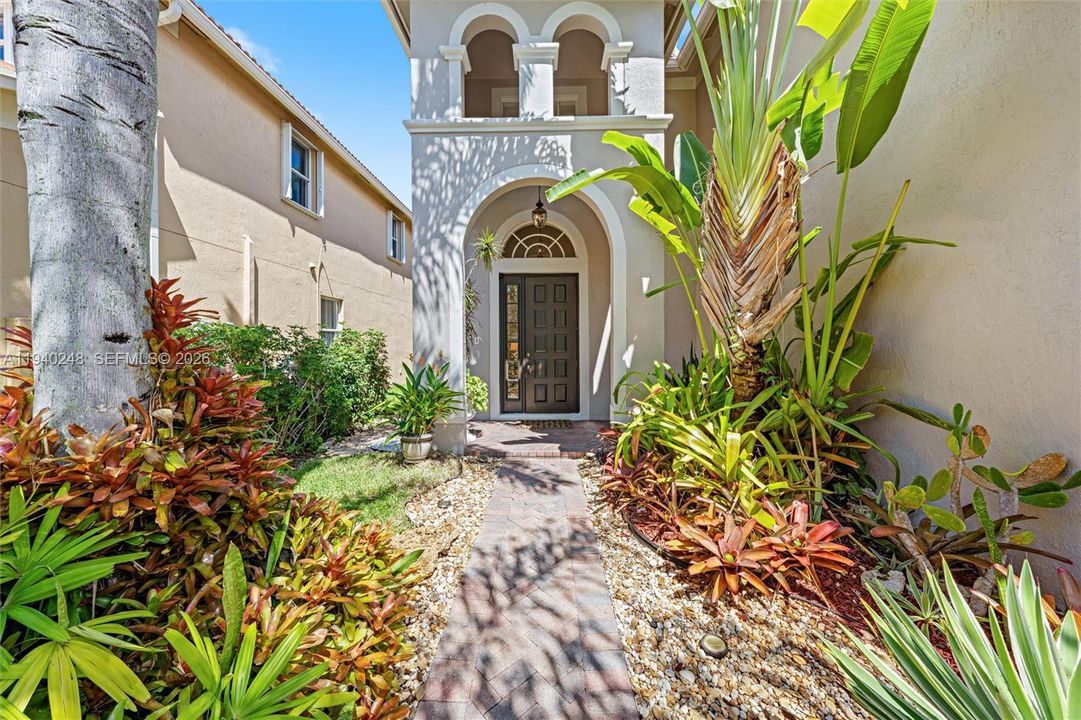 For Sale: $1,145,000 (5 beds, 4 baths, 3144 Square Feet)