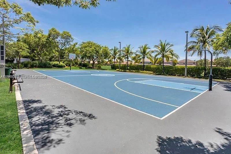 For Sale: $1,145,000 (5 beds, 4 baths, 3144 Square Feet)