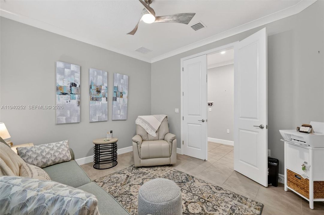 待售: $415,000 (2 贝兹, 2 浴室, 1599 平方英尺)