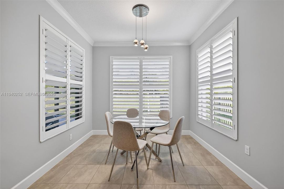 待售: $415,000 (2 贝兹, 2 浴室, 1599 平方英尺)