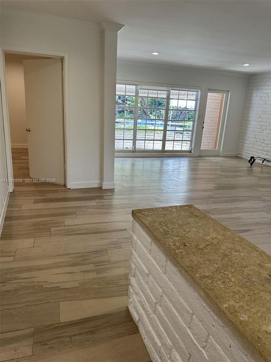 For Rent: $3,200 (2 beds, 2 baths, 1110 Square Feet)