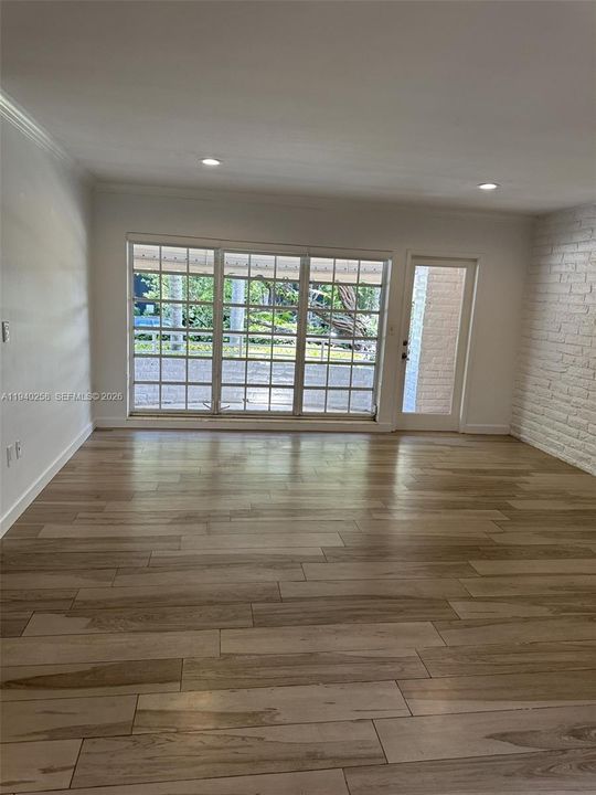 For Rent: $3,200 (2 beds, 2 baths, 1110 Square Feet)