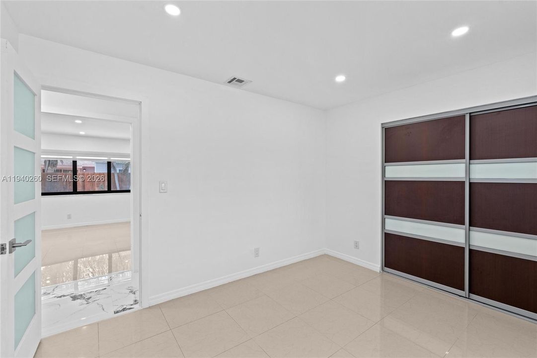 В аренду: $5,500 (3 спален, 2 ванн, 1563 Квадратных фут)