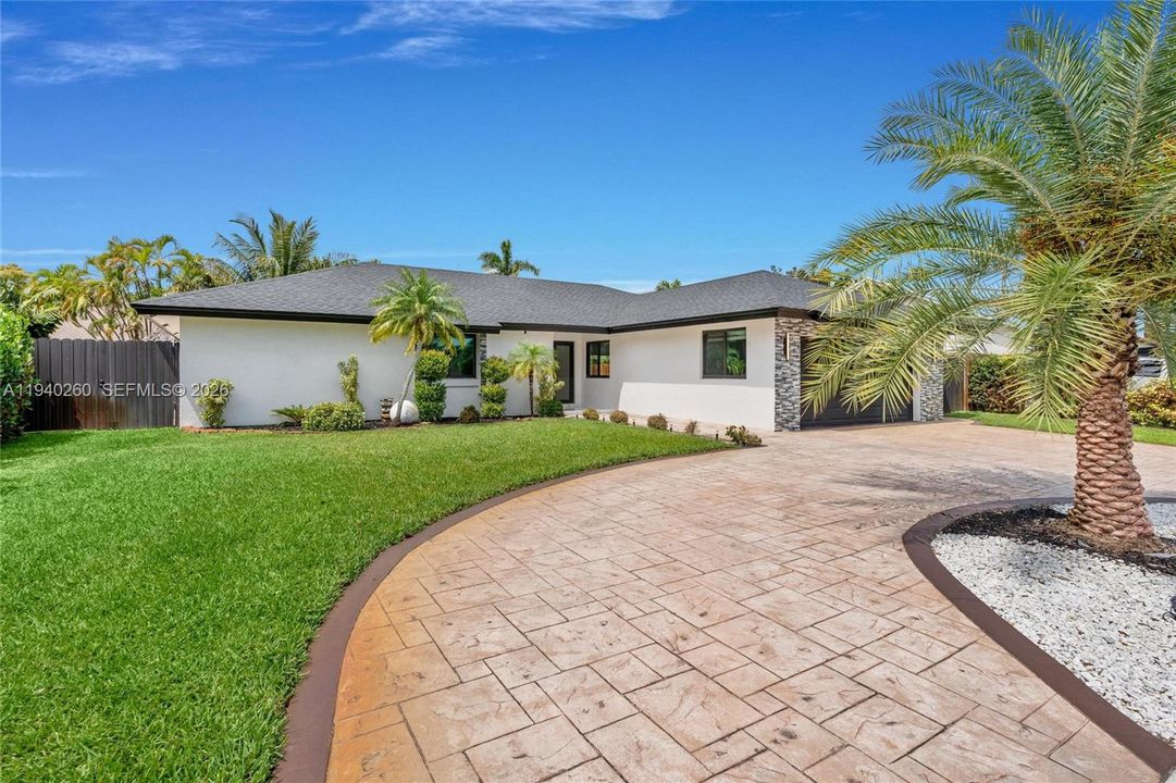 В аренду: $5,500 (3 спален, 2 ванн, 1563 Квадратных фут)