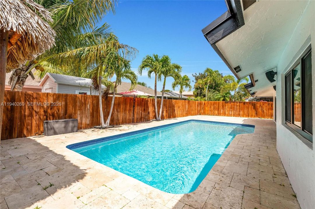 В аренду: $5,500 (3 спален, 2 ванн, 1563 Квадратных фут)