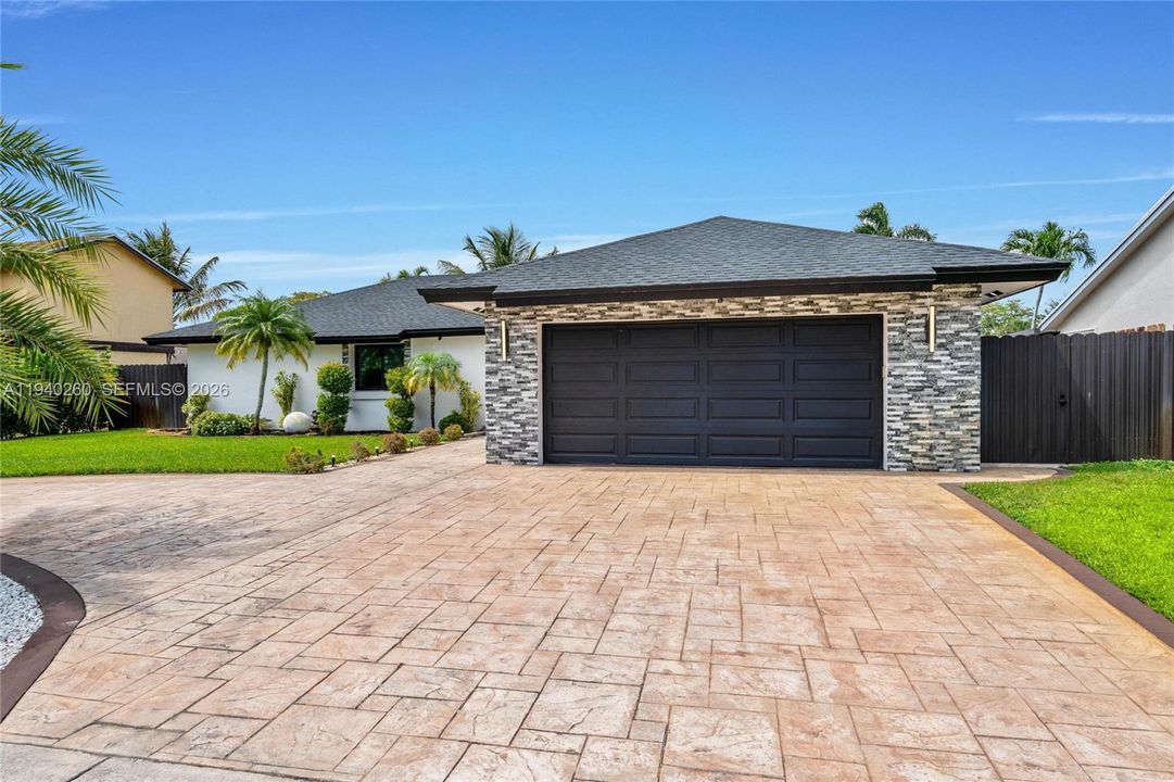 В аренду: $5,500 (3 спален, 2 ванн, 1563 Квадратных фут)