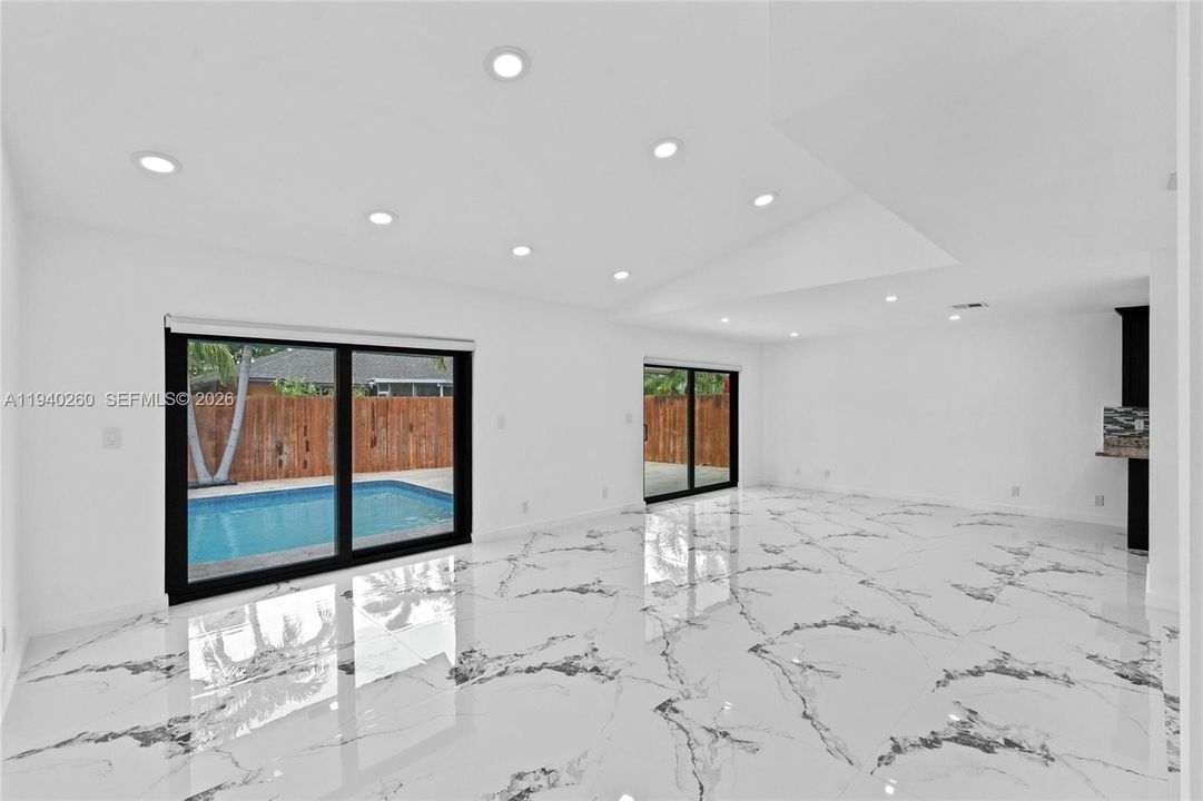 В аренду: $5,500 (3 спален, 2 ванн, 1563 Квадратных фут)