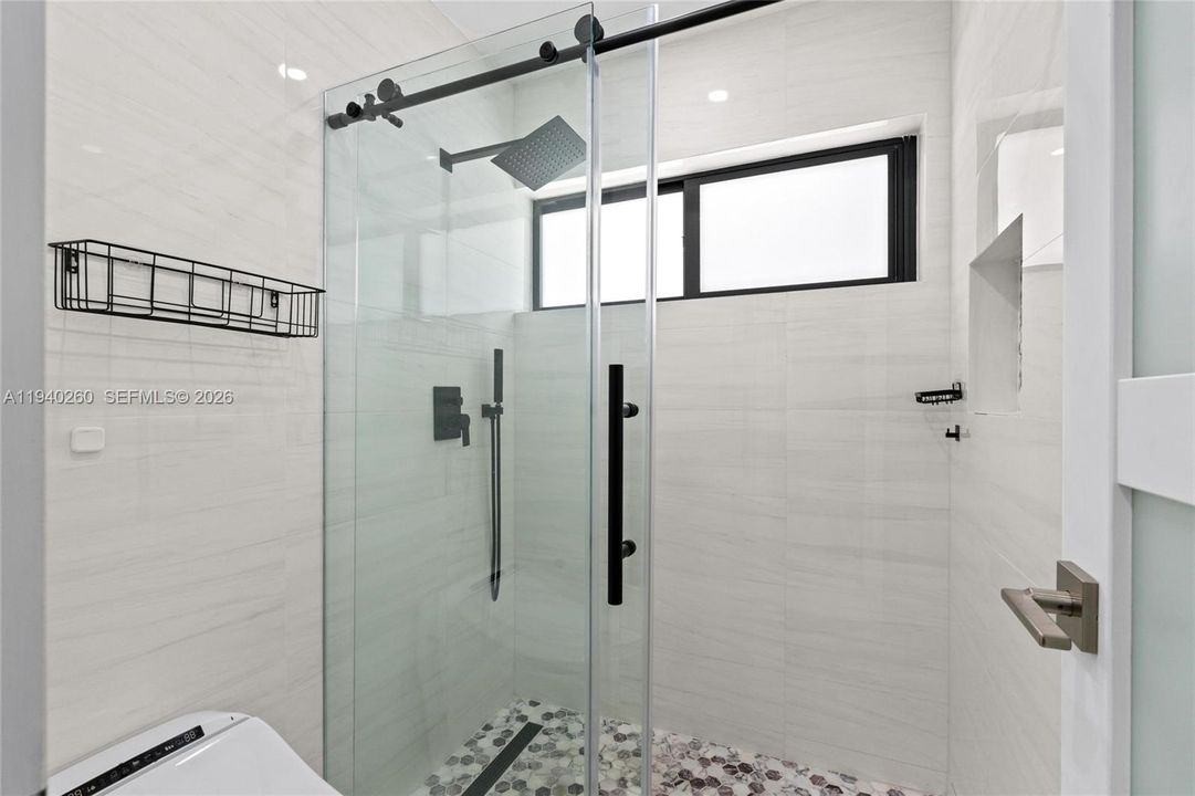 В аренду: $5,500 (3 спален, 2 ванн, 1563 Квадратных фут)