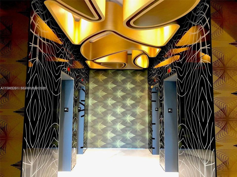 For Rent: $4,000 (1 beds, 1 baths, 662 Square Feet)