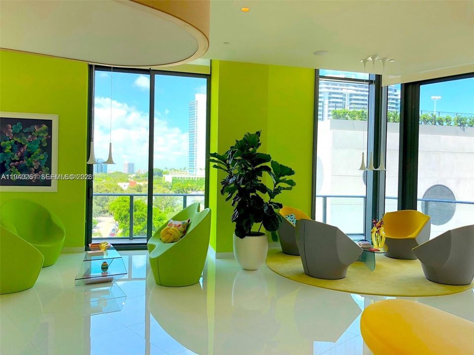 For Rent: $4,000 (1 beds, 1 baths, 662 Square Feet)