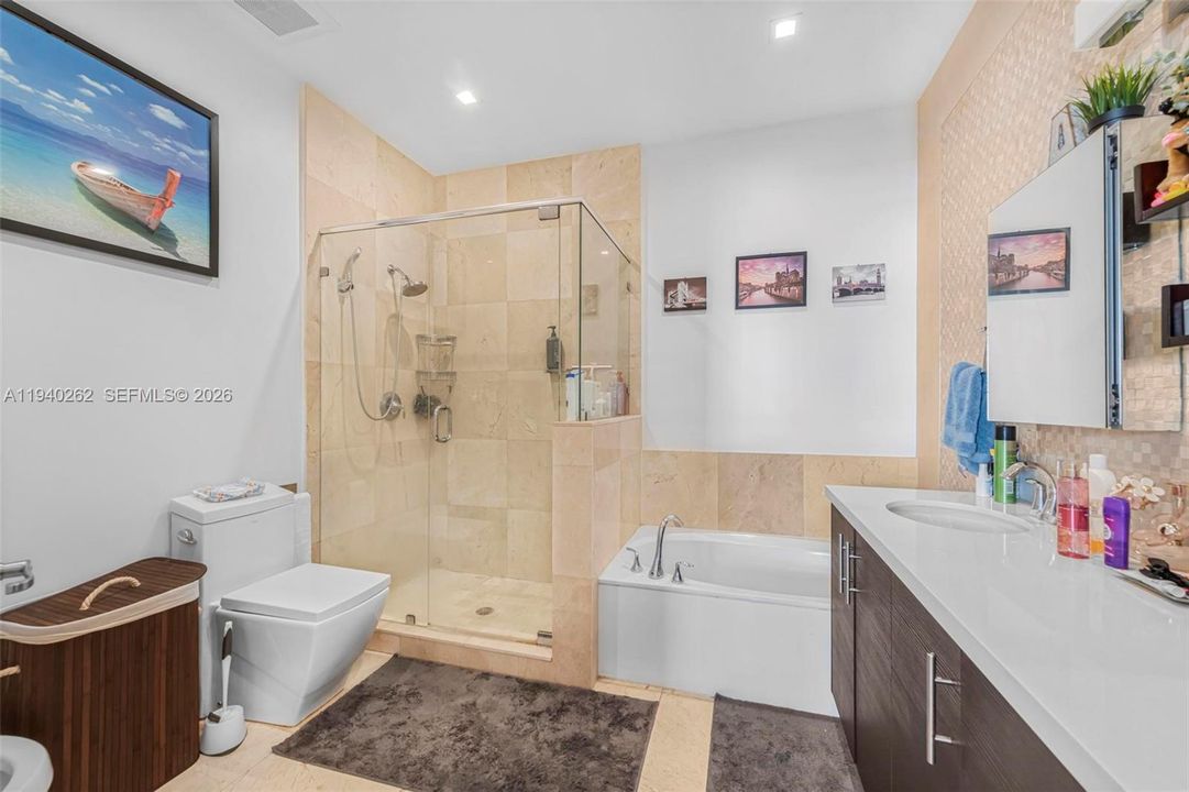 For Rent: $4,050 (3 beds, 2 baths, 0 Square Feet)