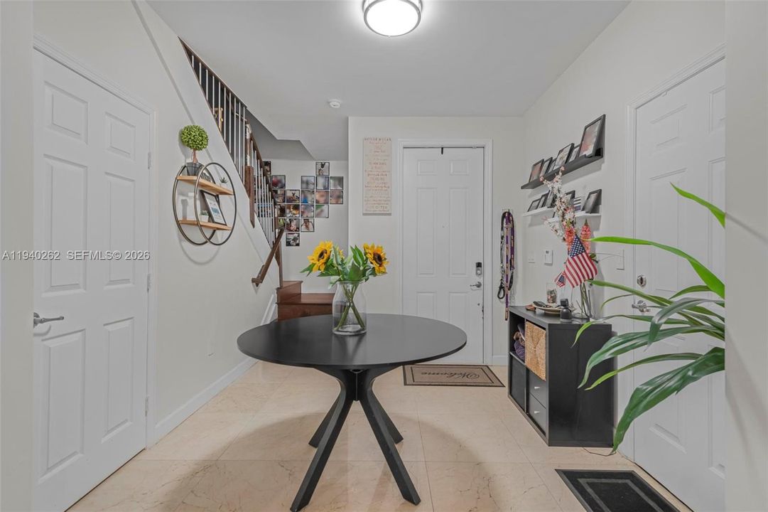 For Rent: $4,050 (3 beds, 2 baths, 0 Square Feet)