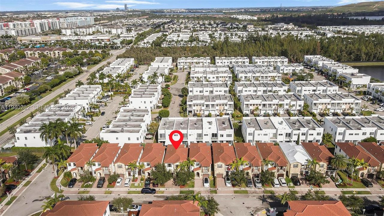 For Rent: $4,050 (3 beds, 2 baths, 0 Square Feet)