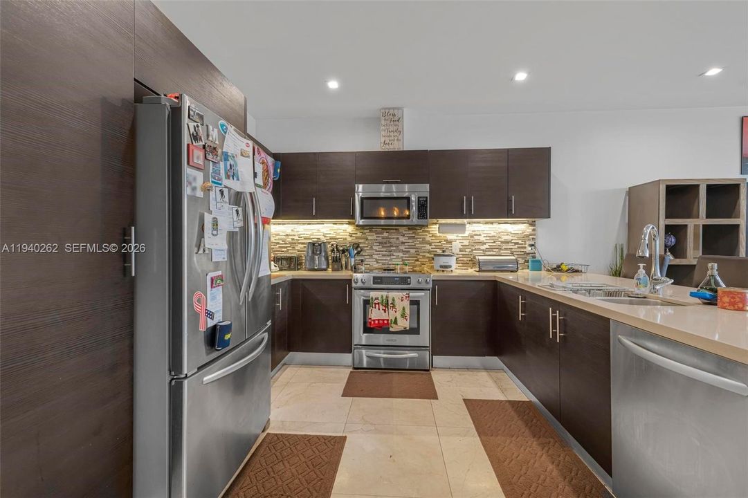 For Rent: $4,050 (3 beds, 2 baths, 0 Square Feet)