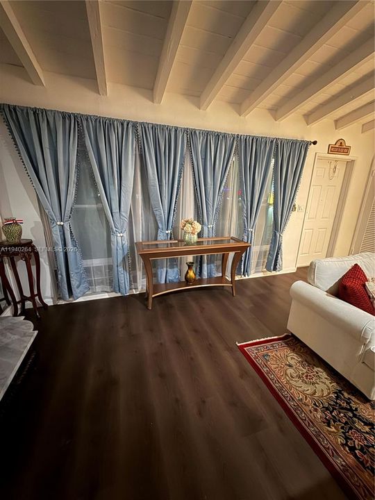 В аренду: $4,800 (3 спален, 2 ванн, 2629 Квадратных фут)