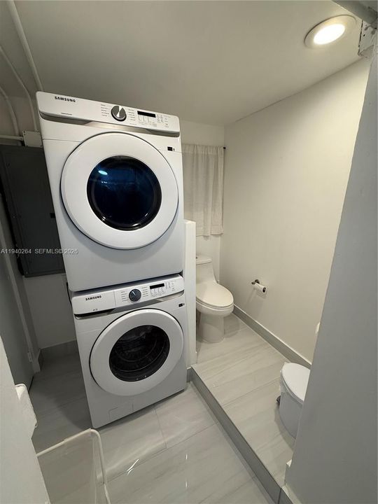 В аренду: $4,800 (3 спален, 2 ванн, 2629 Квадратных фут)