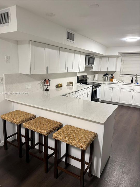 В аренду: $4,800 (3 спален, 2 ванн, 2629 Квадратных фут)