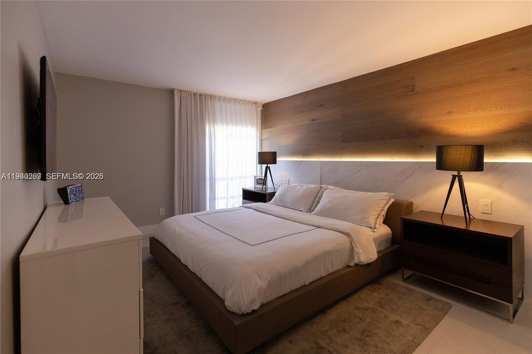 For Rent: $2,550 (2 beds, 2 baths, 940 Square Feet)