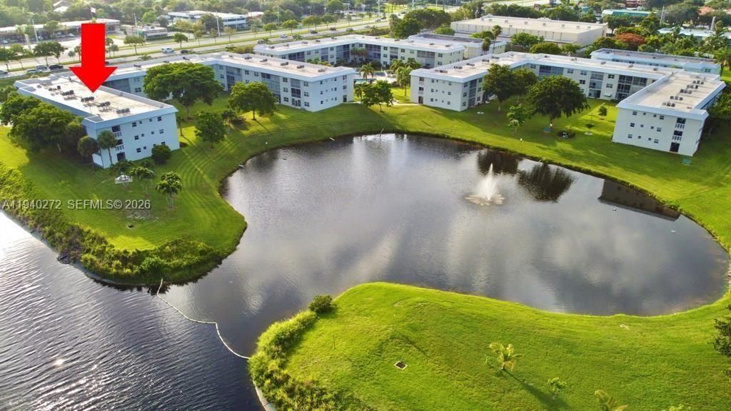 На продажу: $145,900 (2 спален, 2 ванн, 936 Квадратных фут)