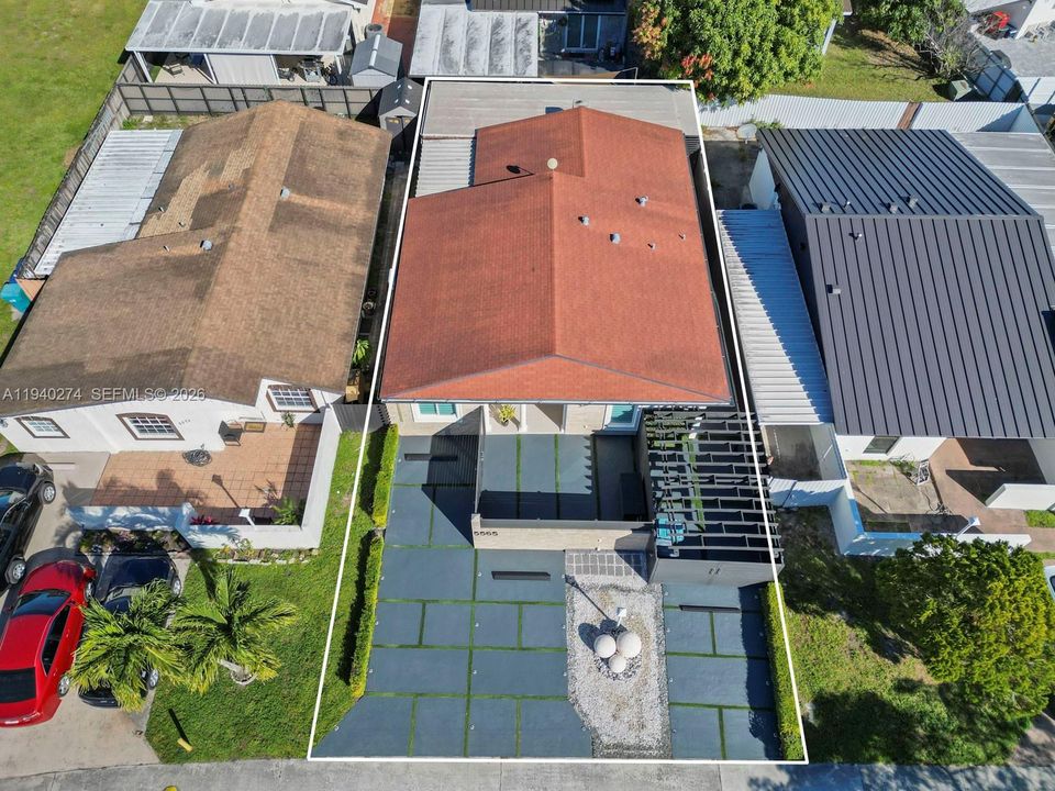 На продажу: $519,750 (4 спален, 2 ванн, 1414 Квадратных фут)