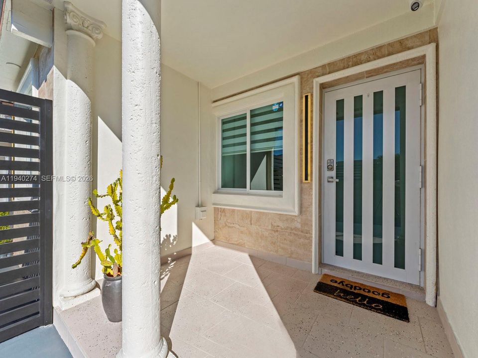 На продажу: $519,750 (4 спален, 2 ванн, 1414 Квадратных фут)