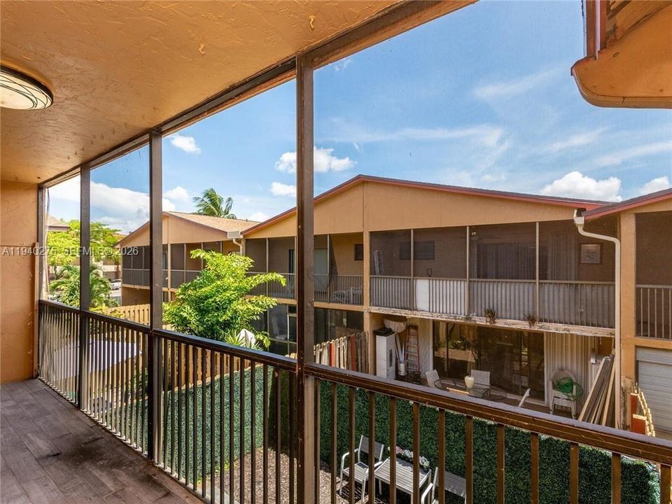 На продажу: $388,888 (4 спален, 3 ванн, 1581 Квадратных фут)