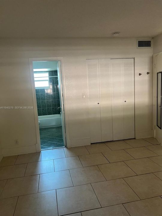 出租: $1,550 (1 贝兹, 1 浴室, 684 平方英尺)