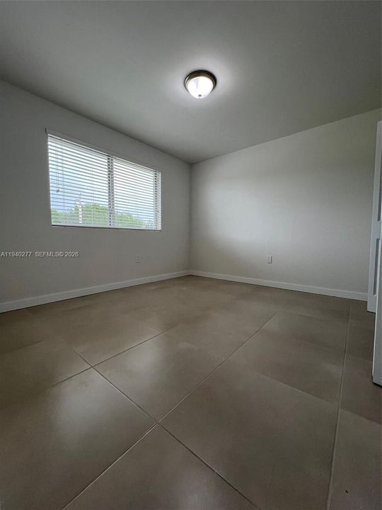 For Rent: $2,650 (3 beds, 2 baths, 16476 Square Feet)