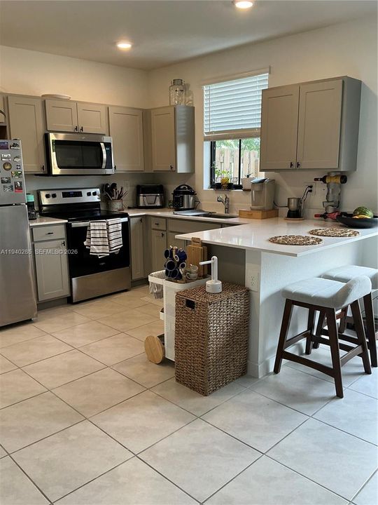 For Rent: $2,850 (4 beds, 3 baths, 0 Square Feet)