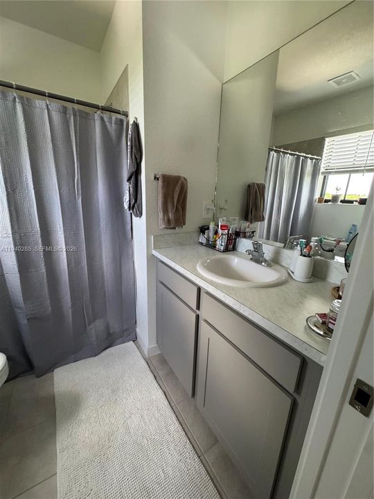 For Rent: $2,850 (4 beds, 3 baths, 0 Square Feet)