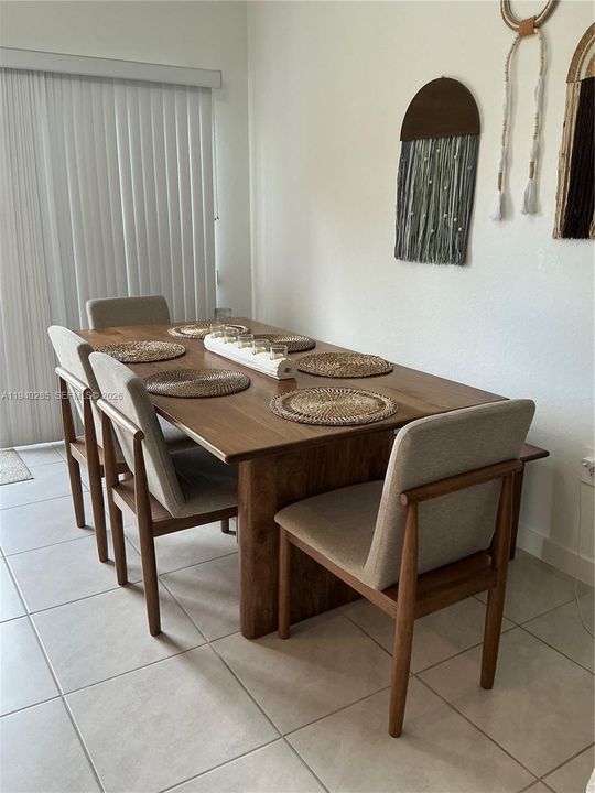 For Rent: $2,850 (4 beds, 3 baths, 0 Square Feet)