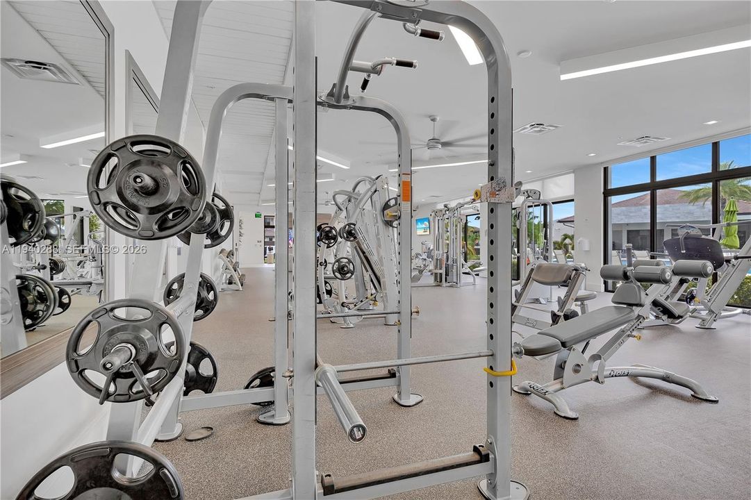 出租: $5,750 (3 贝兹, 2 浴室, 2124 平方英尺)