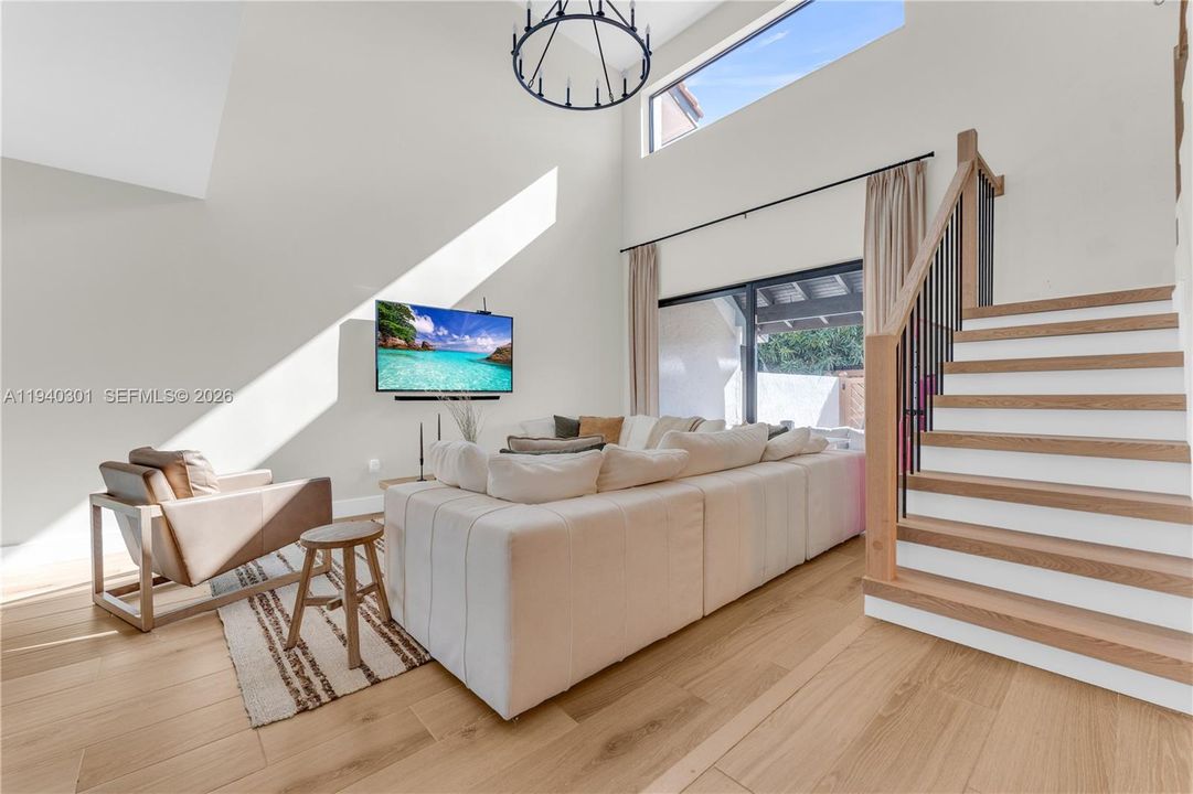 待售: $550,000 (3 贝兹, 3 浴室, 1671 平方英尺)