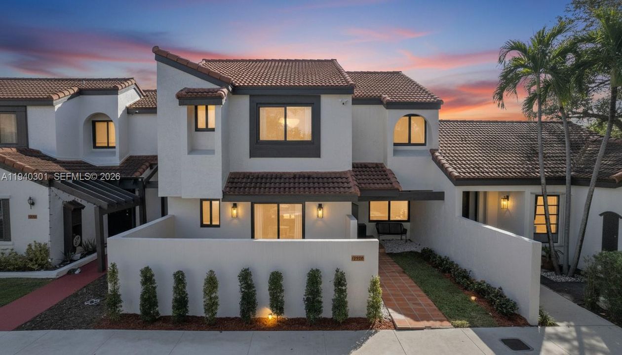 待售: $550,000 (3 贝兹, 3 浴室, 1671 平方英尺)