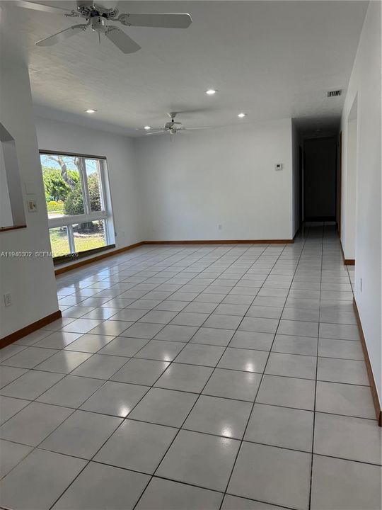 For Rent: $3,300 (4 beds, 2 baths, 1620 Square Feet)