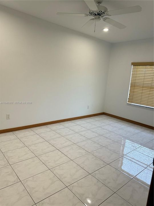 For Rent: $3,300 (4 beds, 2 baths, 1620 Square Feet)