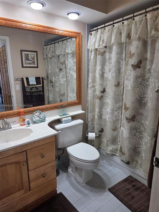 待售: $345,000 (2 贝兹, 1 浴室, 738 平方英尺)