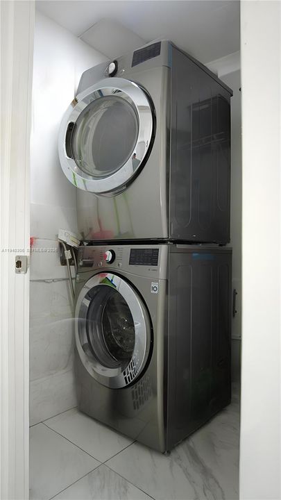 En Renta: $4,200 (3 camas, 2 baños, 1600 Pies cuadrados)